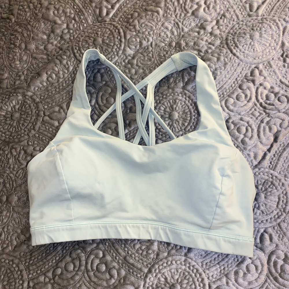 Lululemon free to be serene bra